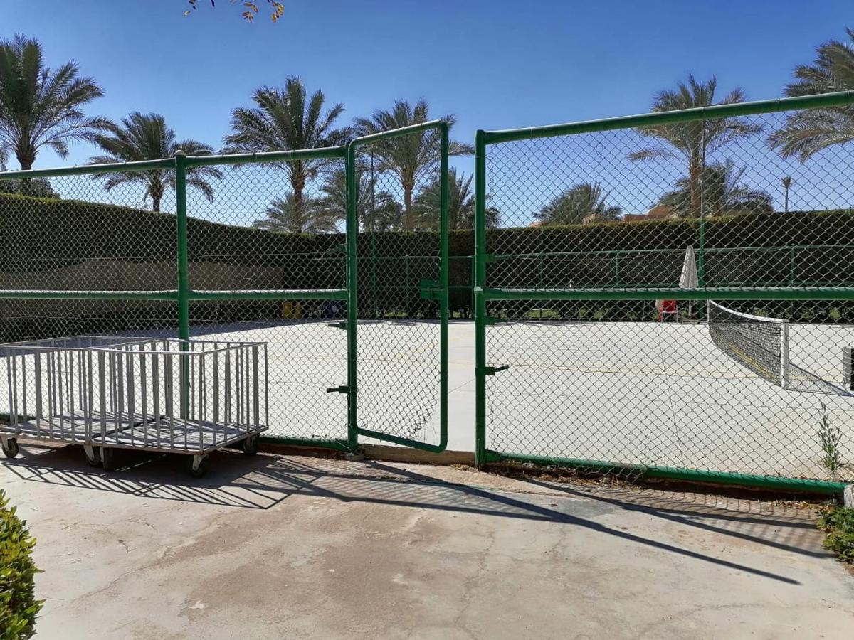 Chalet At Stella Makadi Beach Hurghada Exterior foto